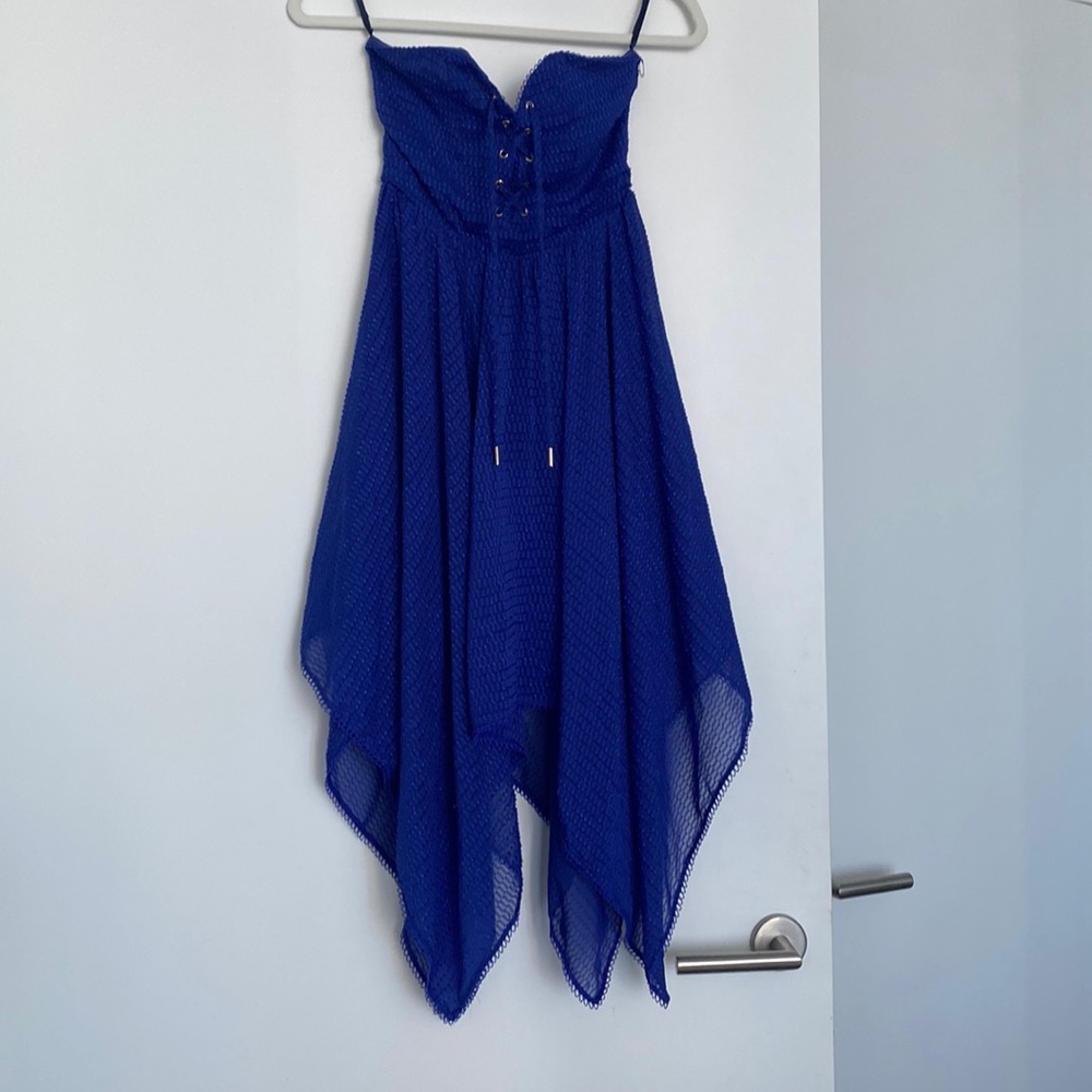 Strapless House of Harlow